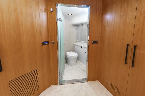 FITFO 93ft Johnson Yacht For Sale