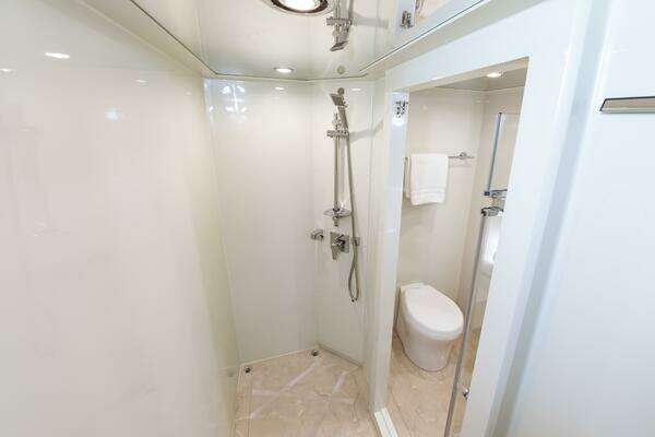 Johnson 93 Flybridge Yacht For Sale