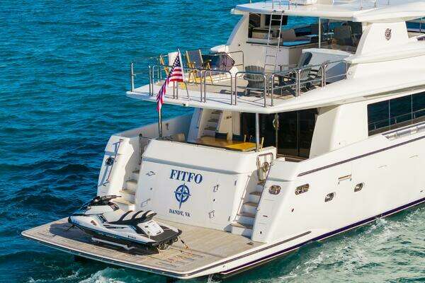 Johnson 93 Flybridge Yacht For Sale