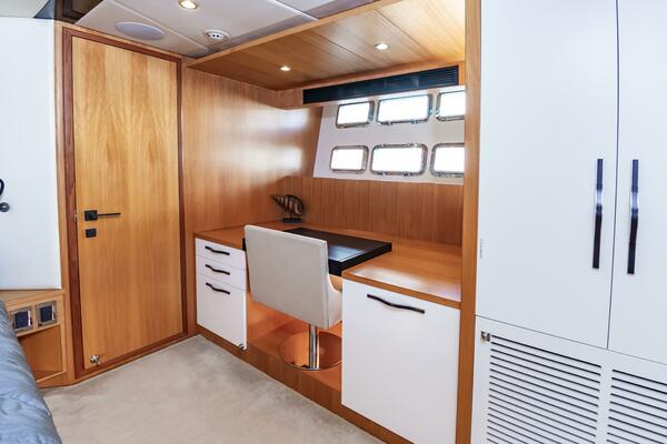 FITFO 93ft Johnson Yacht For Sale