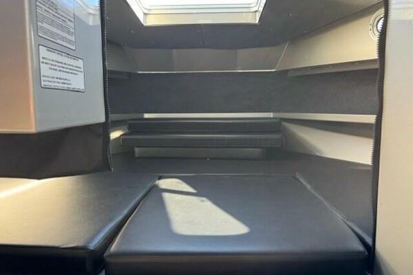 Beer can 32ft North River Yacht For Sale