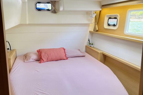 Pilgrim  45ft Lagoon Yacht For Sale