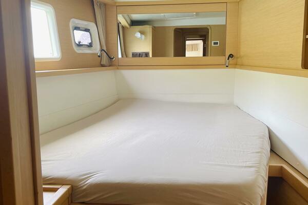 Pilgrim  45ft Lagoon Yacht For Sale