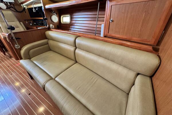 Peregrine  49ft Hunter Yacht For Sale