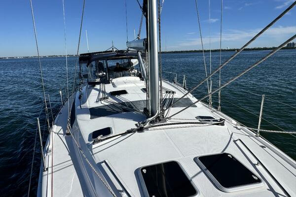 Peregrine  49ft Hunter Yacht For Sale