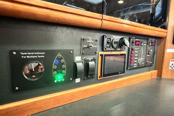 Peregrine  49ft Hunter Yacht For Sale