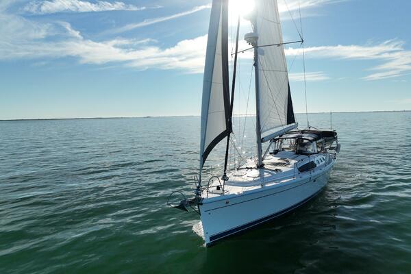 Peregrine  49ft Hunter Yacht For Sale