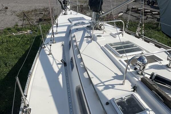 42ft Sabre Yacht For Sale