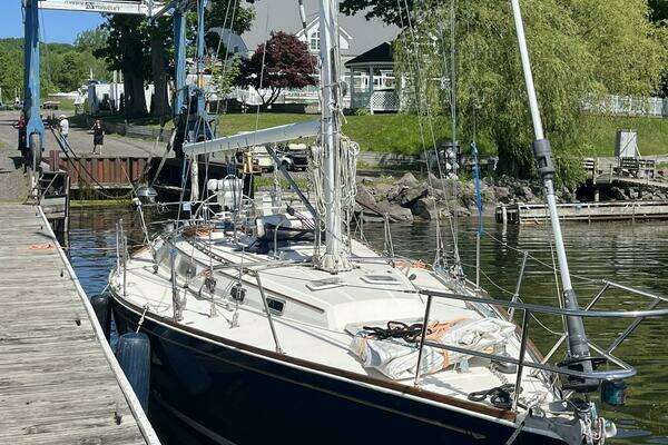 Photo of the 1987 Sabre Sabre 42-CB