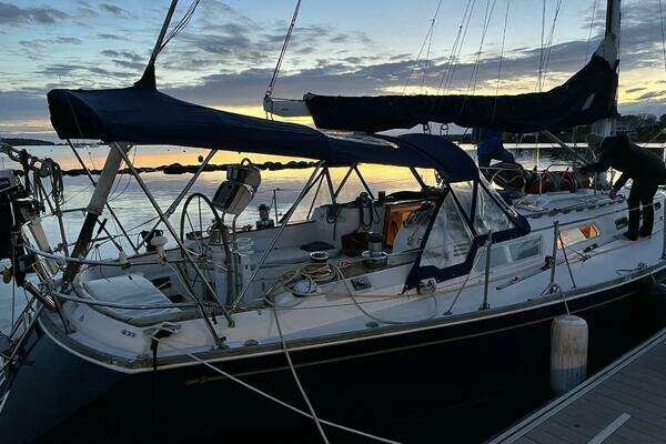 Photo of the 1987 Sabre Sabre 42-CB