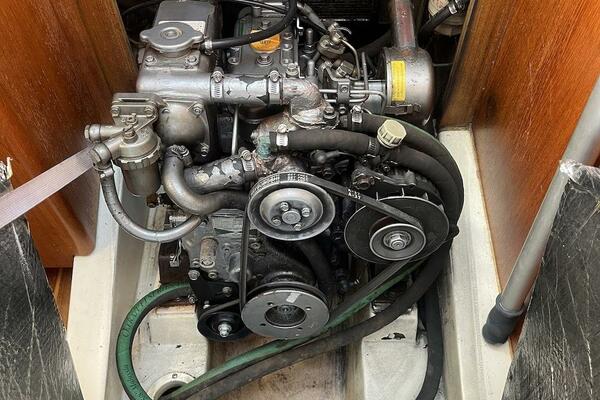 KITCAT 32ft Hunter Yacht For Sale