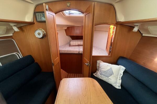 KITCAT 32ft Hunter Yacht For Sale