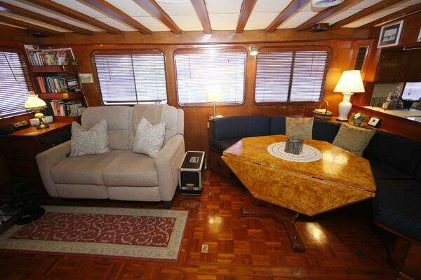 DeFever 52 Offshore Cruiser Yacht For Sale