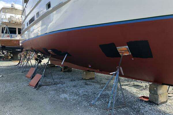 DeFever 52 Offshore Cruiser Yacht For Sale