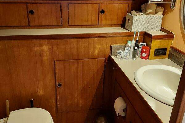 DeFever 52 Offshore Cruiser Yacht For Sale