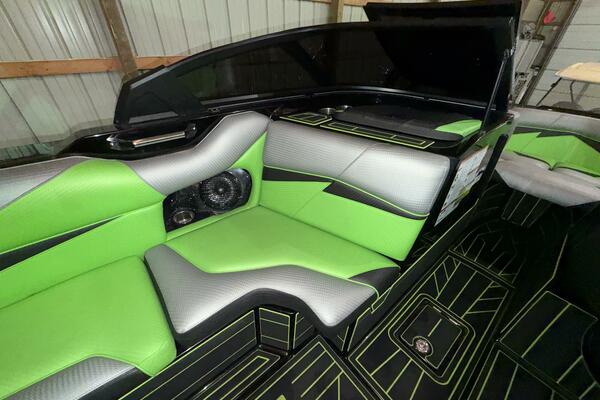 21ft Centurion Yacht For Sale