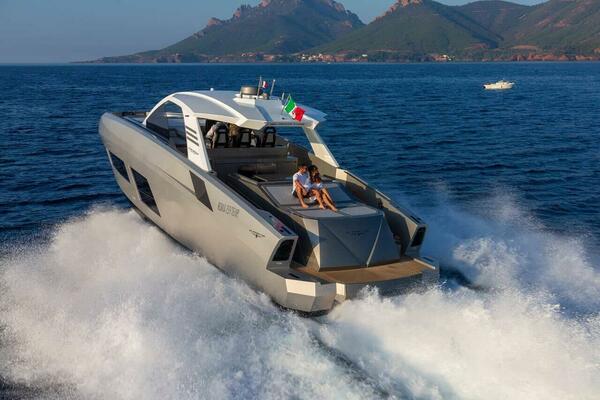 63ft Canados Yacht For Sale