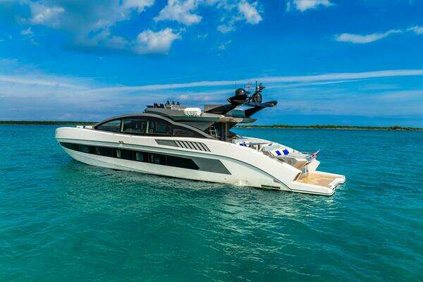 Photo of the 2027 Canados Gladiator 961 Speed