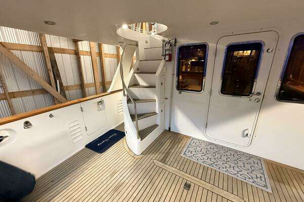 Selene 57 Yacht For Sale
