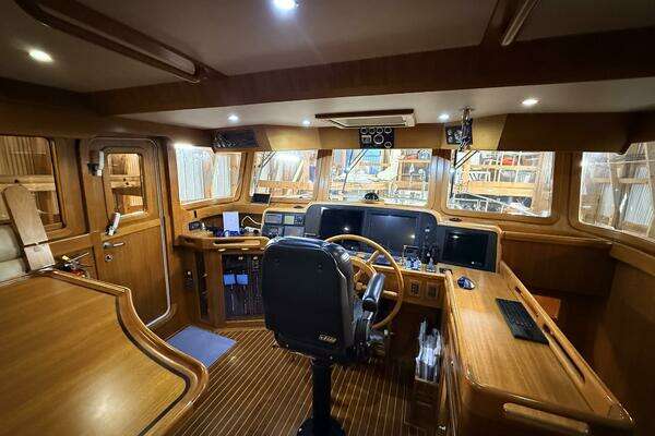 Selene 57 Yacht For Sale