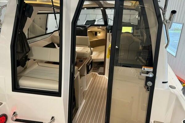 29ft Solara Yacht For Sale