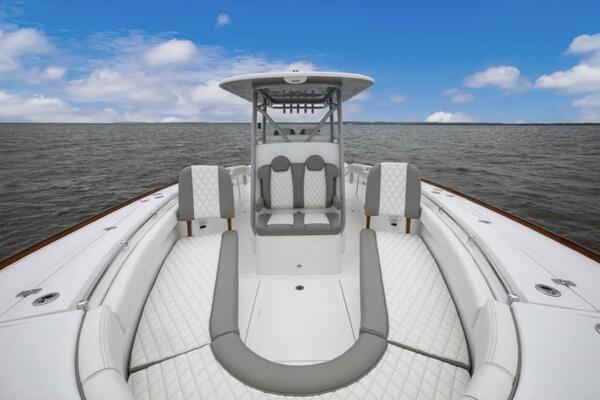 34ft Buddy Davis Yacht For Sale