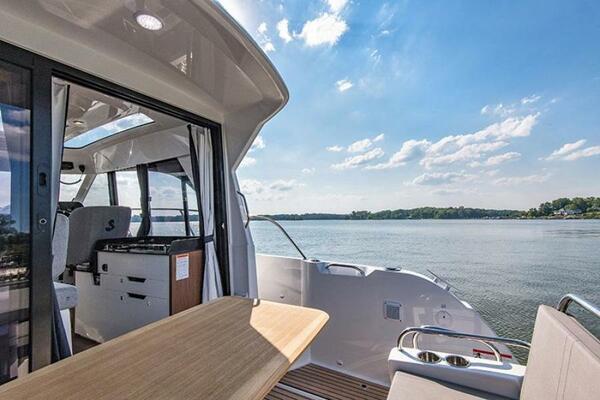 30ft Beneteau Yacht For Sale