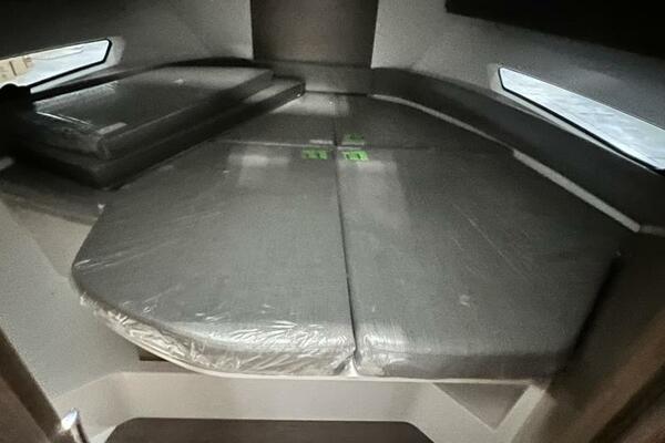 30ft Beneteau Yacht For Sale