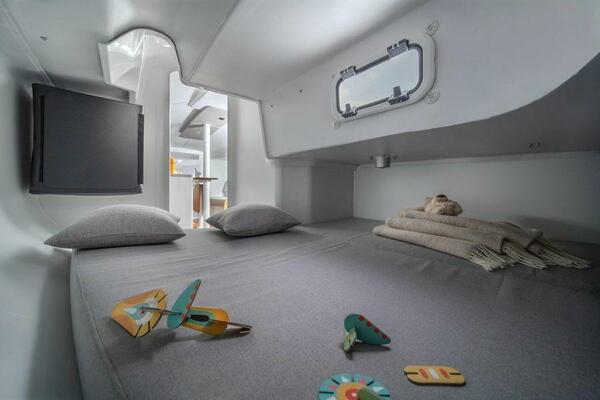 30ft Beneteau Yacht For Sale