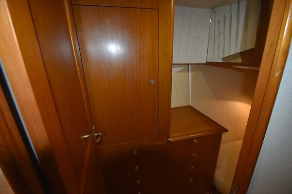 Whaler 48ft Ocean Yacht For Sale