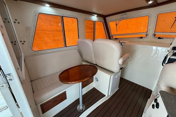 Rhode Waves 27ft Islander Yacht For Sale