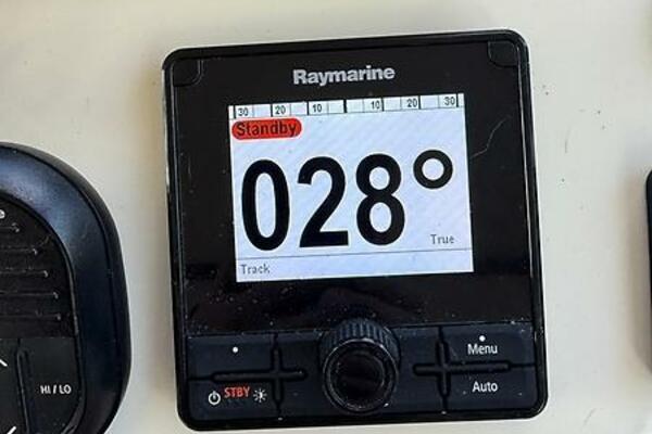 Rhode Waves 27ft Islander Yacht For Sale