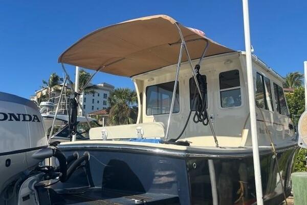 Rhode Waves 27ft Islander Yacht For Sale