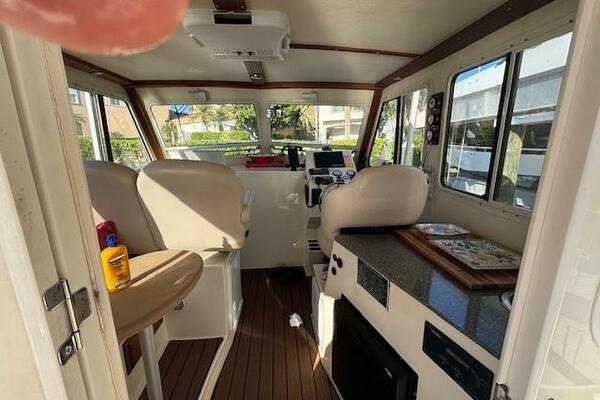 Rhode Waves 27ft Islander Yacht For Sale