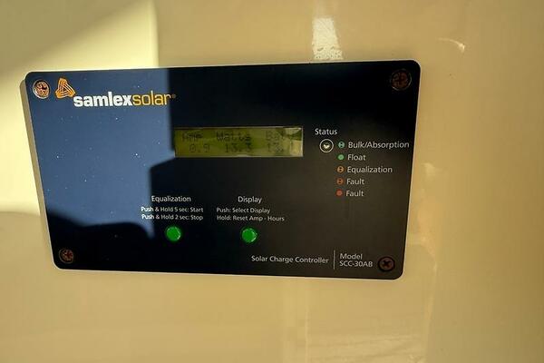 Rhode Waves 27ft Islander Yacht For Sale