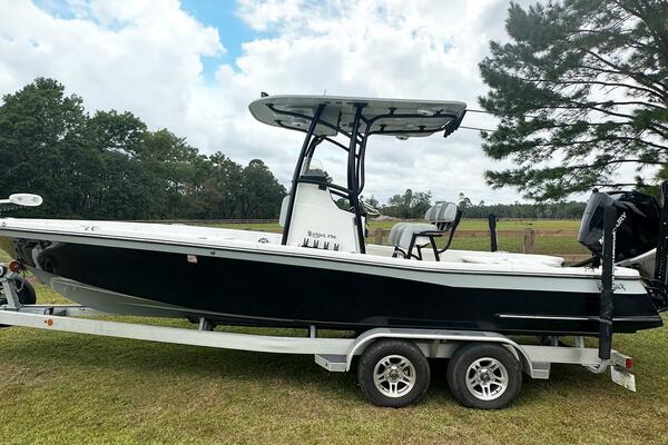 2022 BlackJack 26 Bay