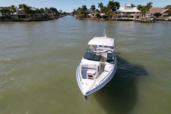 Sea Smoke 33ft Formula Yacht For Sale