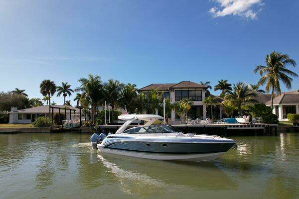 Formula 330 CBR Yacht For Sale