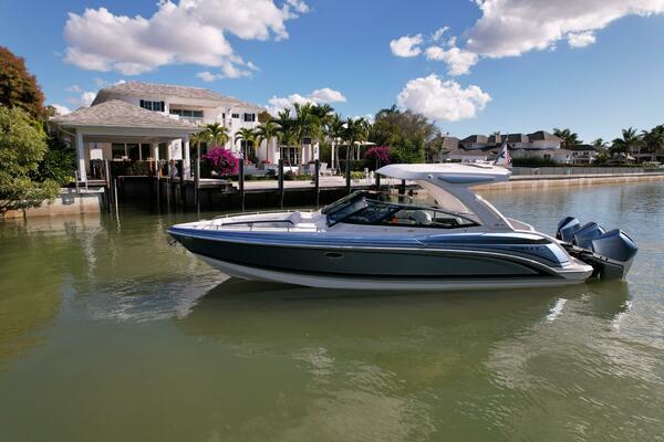 Sea Smoke 33ft Formula Yacht For Sale