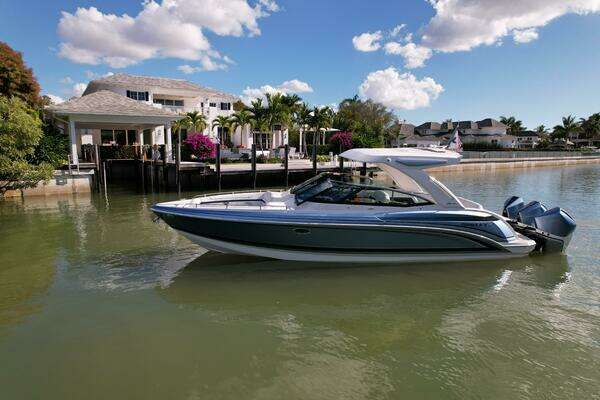 Formula 330 CBR Yacht For Sale