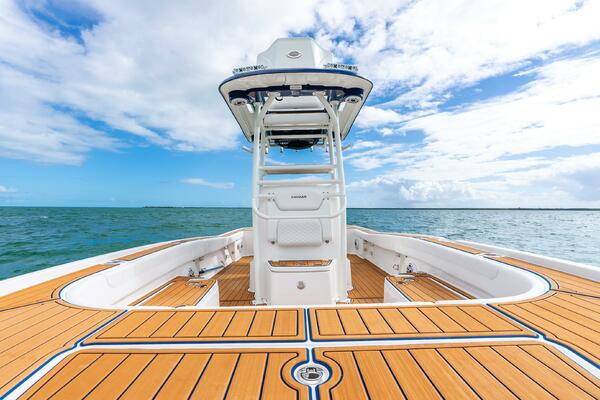 27ft Caymas Yacht For Sale