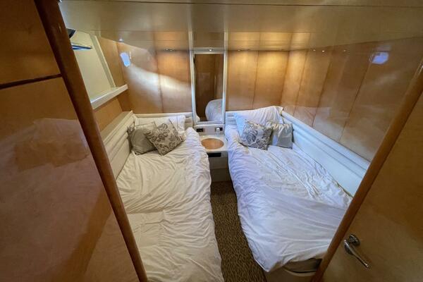 Echo 75ft Versilcraft Yacht For Sale