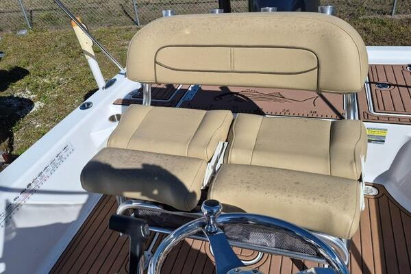 20ft Sportsman Yacht For Sale