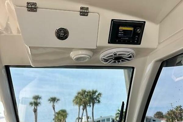 Breeezy 37ft Pursuit Yacht For Sale