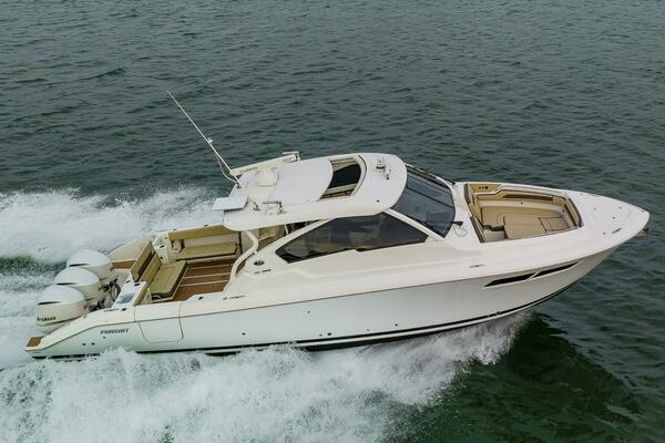 Breeezy 37ft Pursuit Yacht For Sale