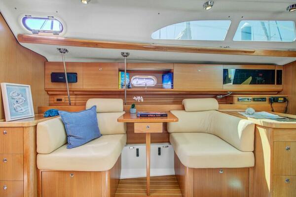 Advocate 44ft Catalina Yacht For Sale