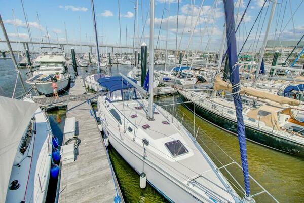 Advocate 44ft Catalina Yacht For Sale