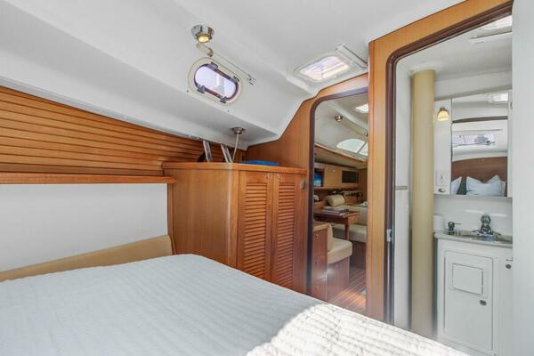 Advocate 44ft Catalina Yacht For Sale