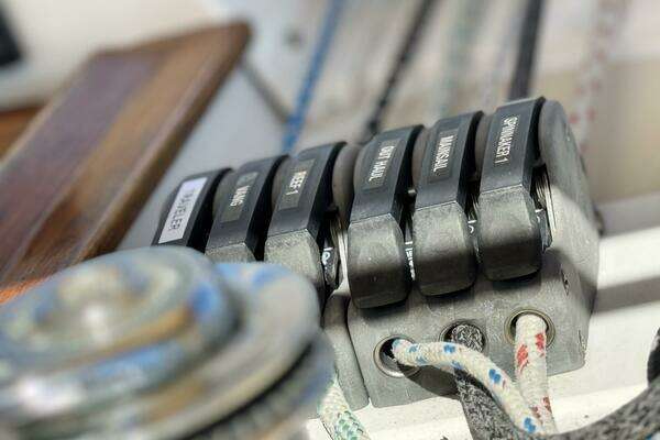 Tartan 400 Yacht For Sale