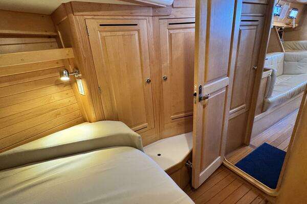Tartan 400 Yacht For Sale